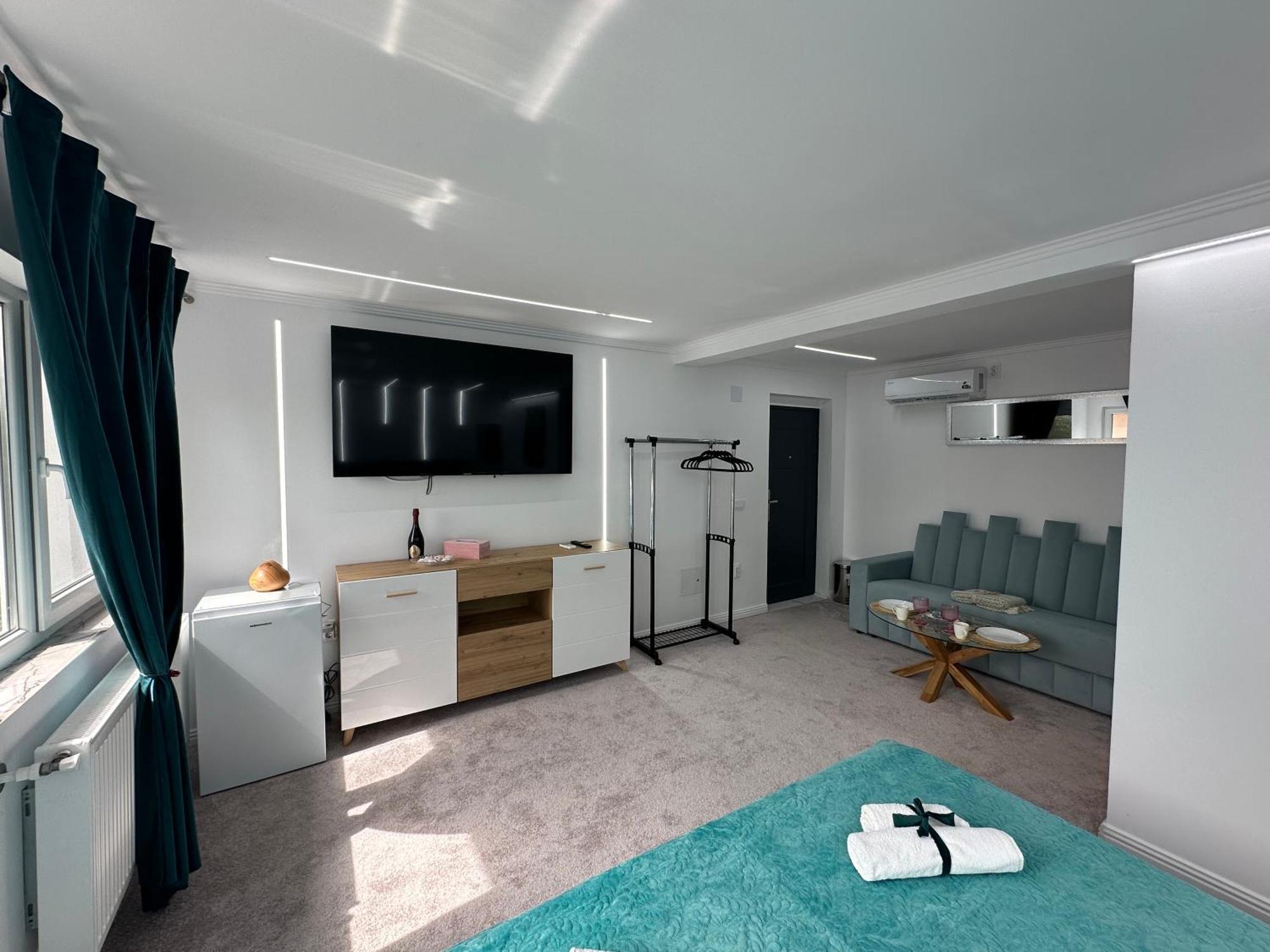 Elegant Escape Central Studio كرايوفا المظهر الخارجي الصورة